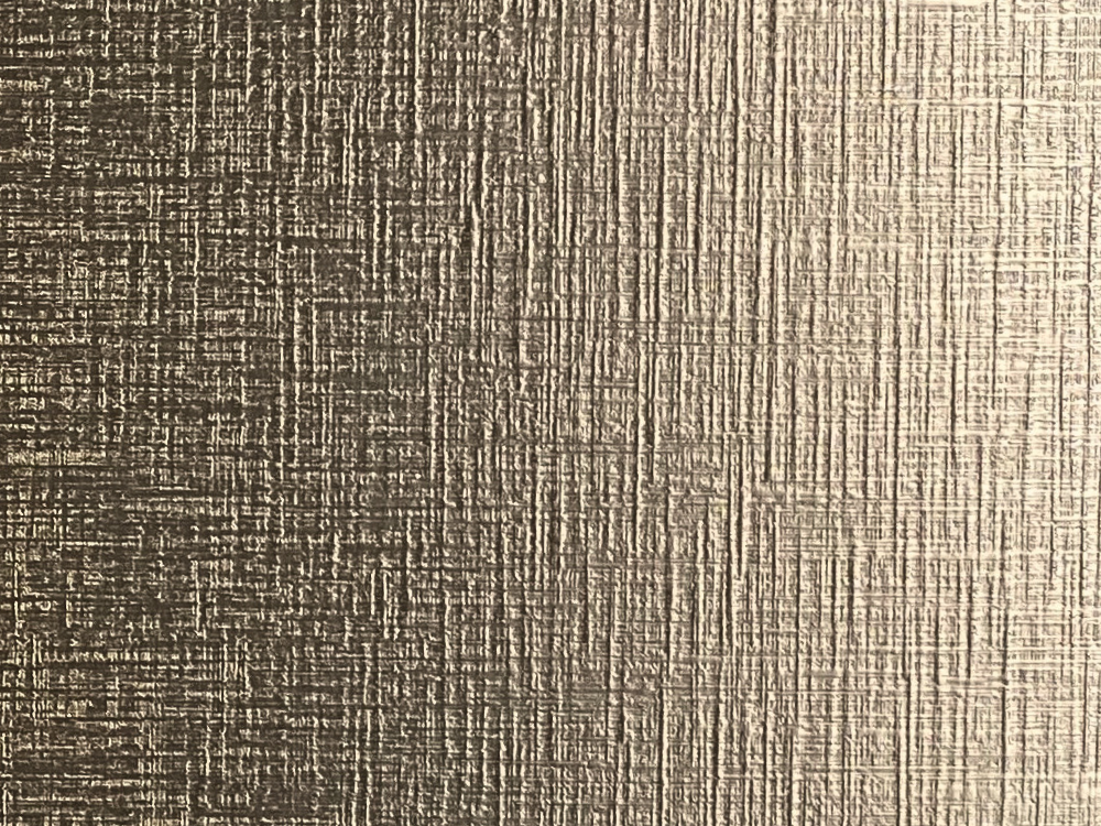 Kruisgeslepen patroon in RVS met bruine Bronze-TiN coating